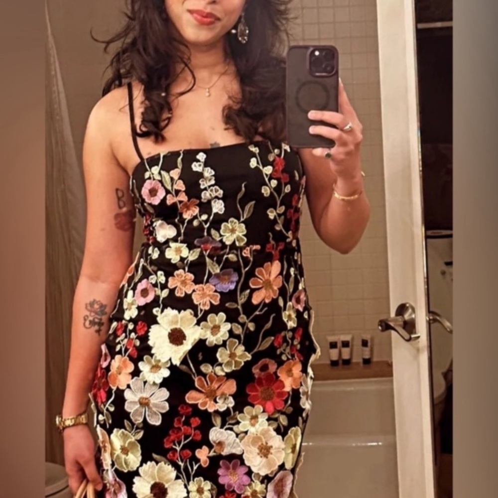 NWOT Lulus Thriving Energy Black 3D Floral Embroidered Lace-Up Midi Dress - Picture 7 of 9